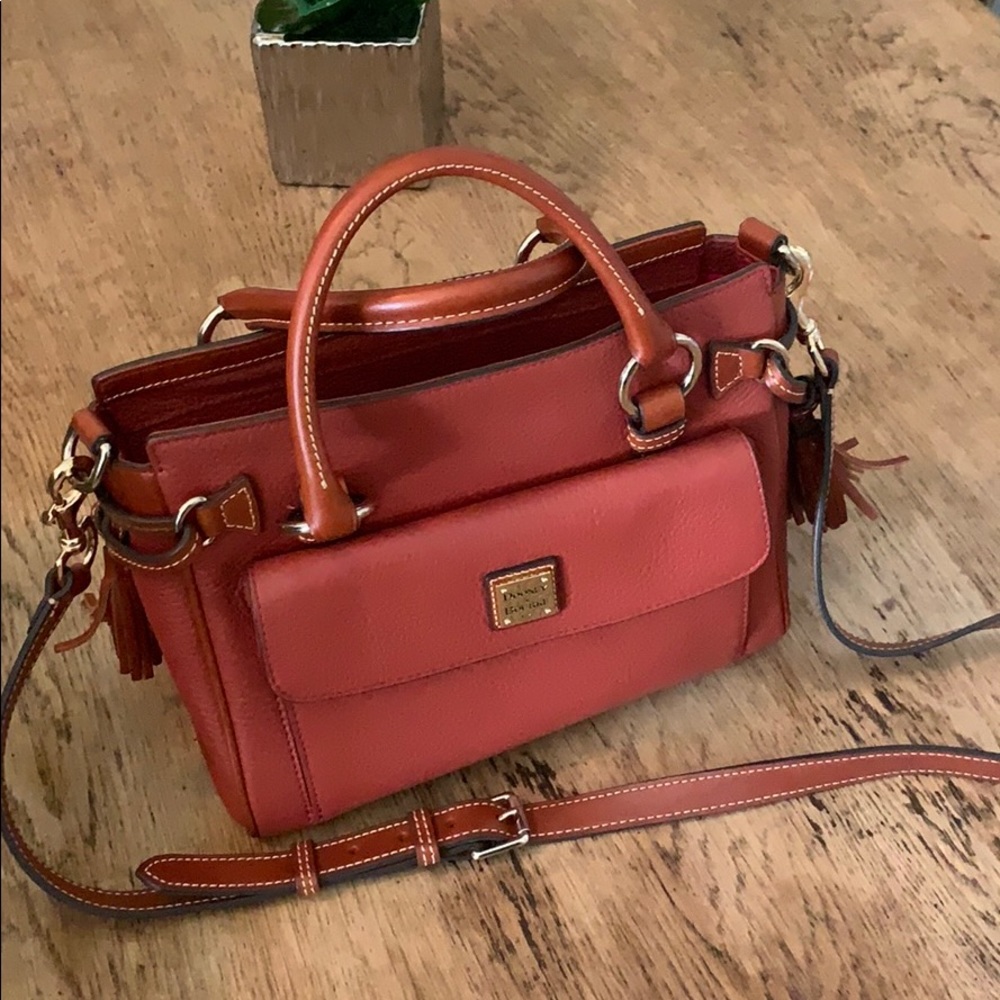 Dooney & Bourke purse